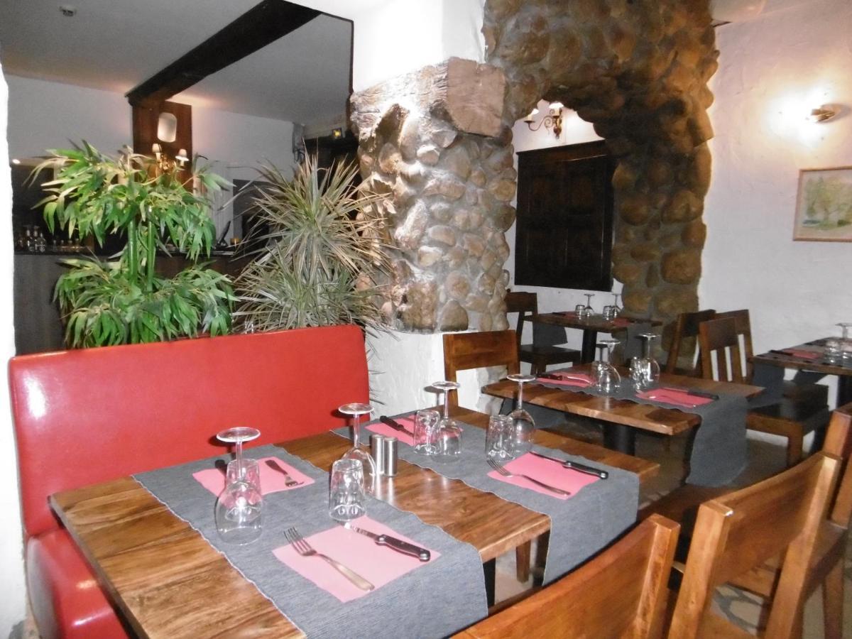 Le Relais Des Vieilles Postes Hotel Les Avenieres Exterior photo